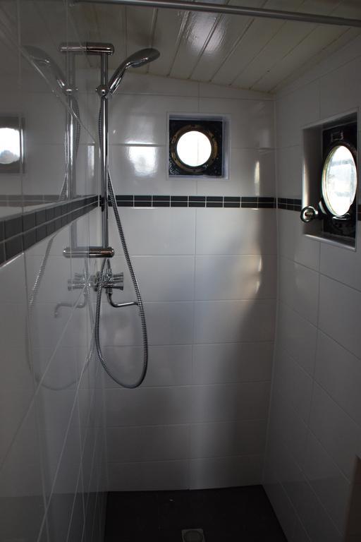 Boat-Apartment Rotterdam Fokkelina Zewnętrze zdjęcie